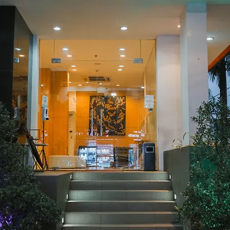M Hotel Jakarta-3